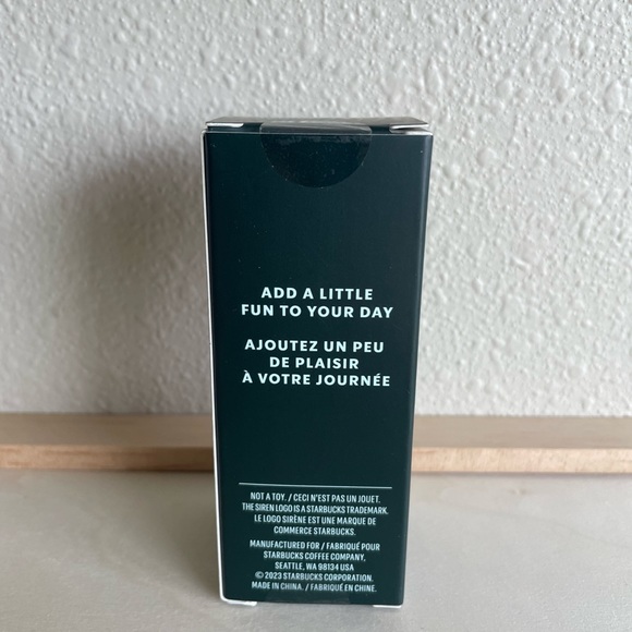 Starbucks Oil Slick Chrome Mini Tumbler Keychain New! - Picture 2 of 3